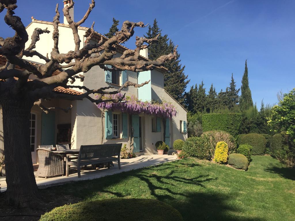 Le Mas Des Lauriers Bed and Breakfast Paradou Buitenkant foto